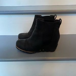 SOREL Joan of Arctic Wedge Boot, size 7.5